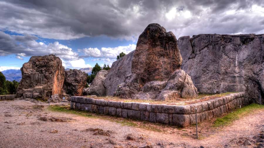 From Cusco: City tour 4 ruins + Qoricancha - Starting at Qoricancha, Cusco’s Temple of the Sun
