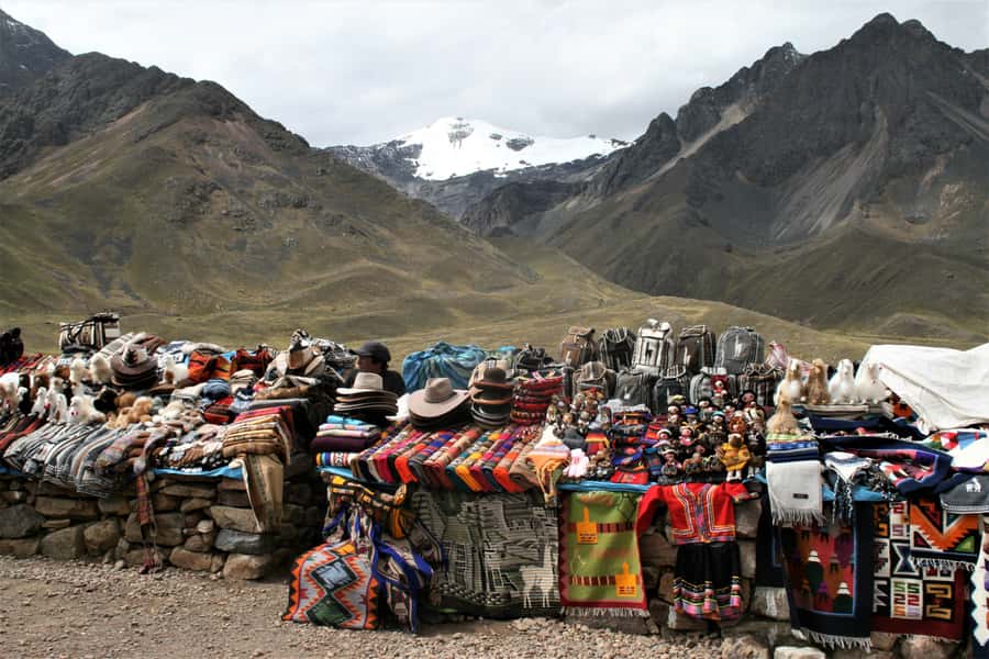 From Cusco: Full-Day Touristic Bus to Puno with Guided Tours - What the $130 price really covers
