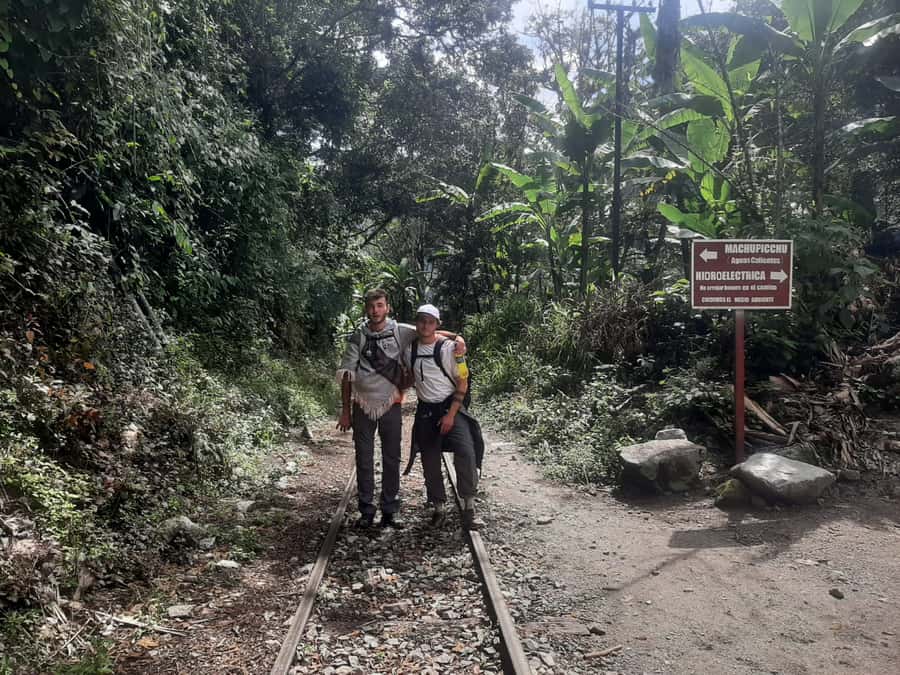 From Cusco: Machu Picchu by Car 2D/1N - Lunch at Hydroelectric and the railway walk