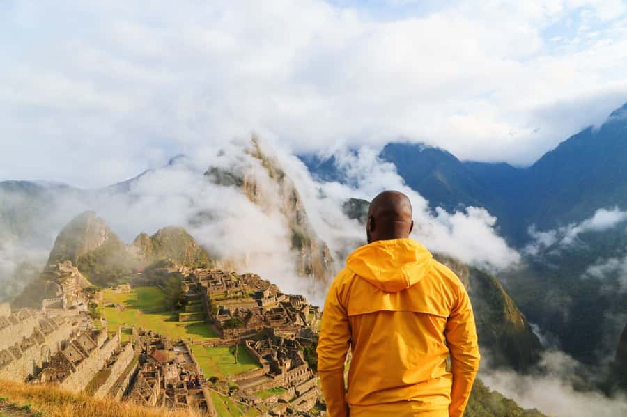 From Cusco: Machu Picchu Full-Day Guided Tour - Aguas Calientes and the bus up to Machu Picchu