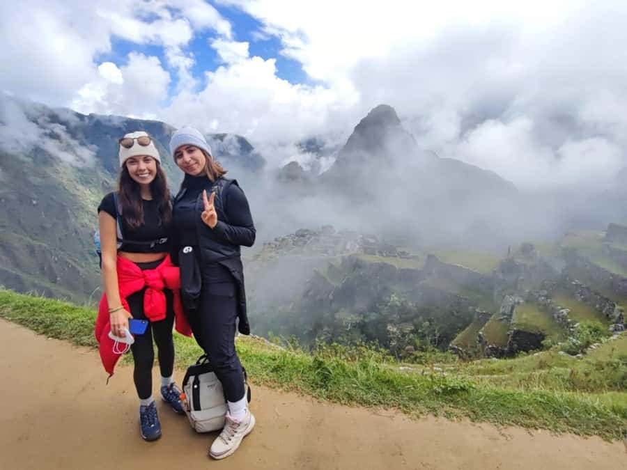 from cusco machupicchu 2 days - Walking three hours through the jungle