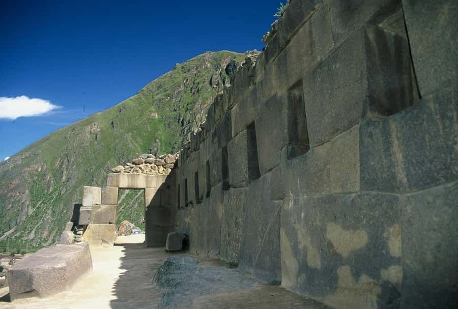 From Cusco: Ollantaytambo Fortress Half-Day Private Tour - The drive from Cusco and what five hours means