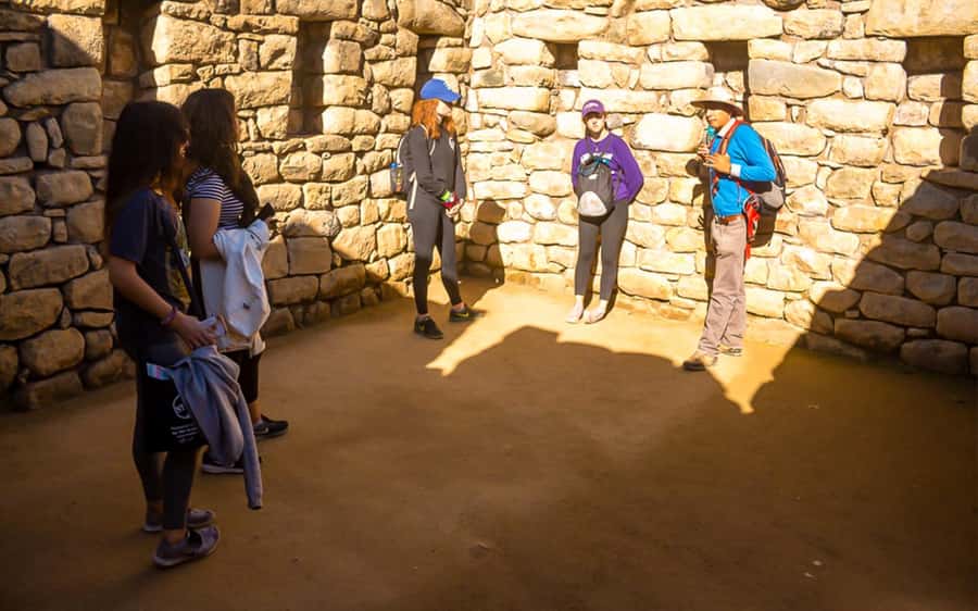 From Cusco: One-Day Round Trip to Machu Picchu by Train - Choosing between Circuits 1 and 2
