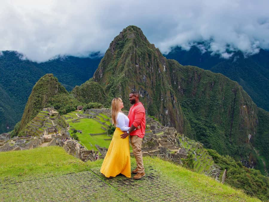 From Cusco: Sacred Valley & Machu Picchu 2-Day Tour by Train - Chinchero: alpacas, weaving, and a living tradition