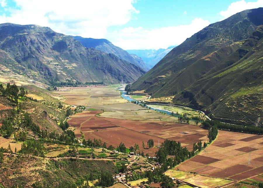 From Cusco: Sacred Valley Tour with Buffet Lunch - Pisac market and hillside ruins