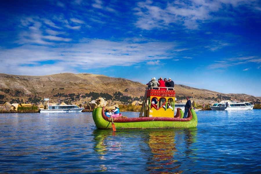 From Cusco: Titicaca Lake - Full day tour with sleeper bus - The overnight trip from Cusco to Puno