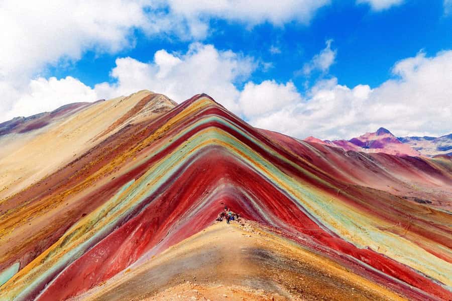 FULL DAY| MOUNTAIN OF COLORS ON HORSEBACK - Red Valley and the value of extra scenery