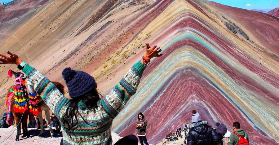 FULL DAY| MOUNTAIN OF COLORS ON HORSEBACK - FAQ