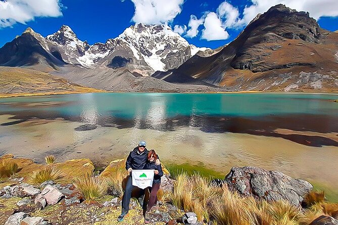 Full-Day Tour to Ausangate 7 Lakes - Guides who add value to the day