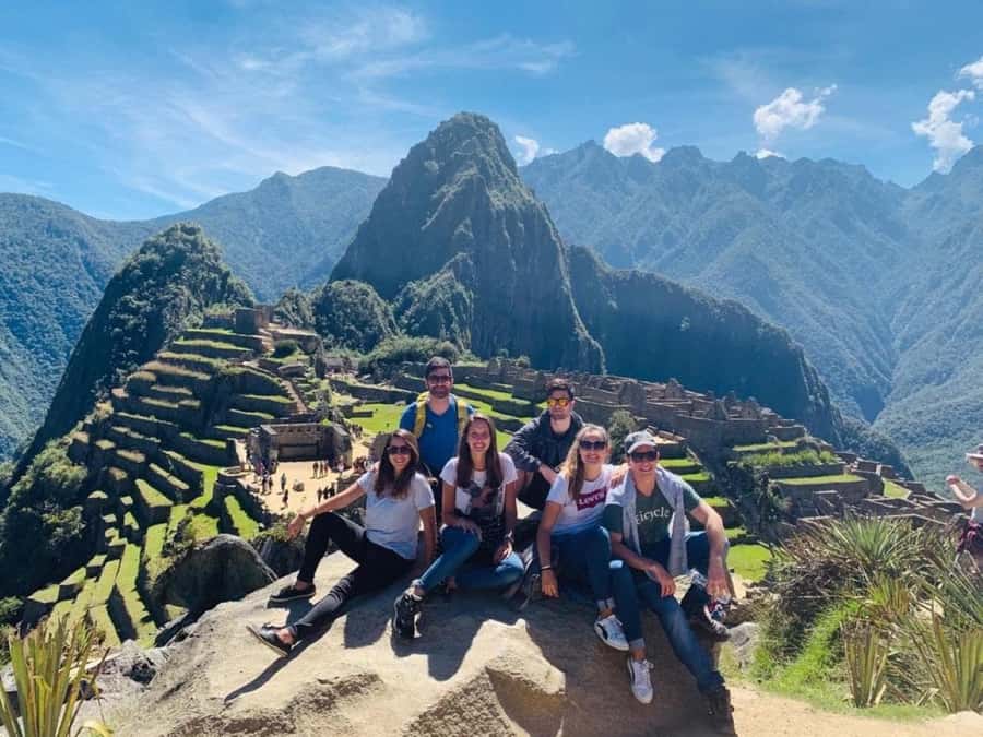 Guide in Machu Picchu - A necessary stop before entering Machu Picchu