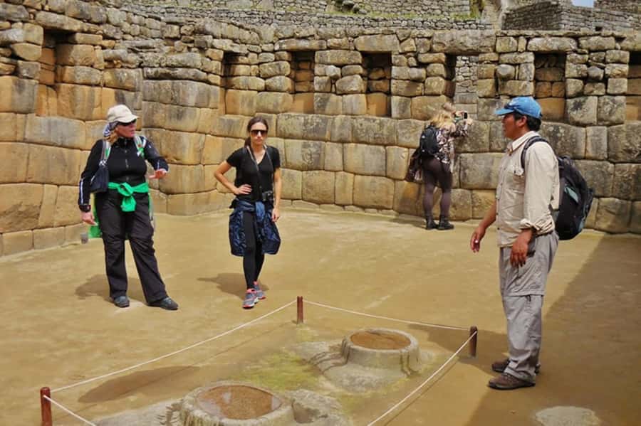 Guide in Machu Picchu - How much time you really get inside
