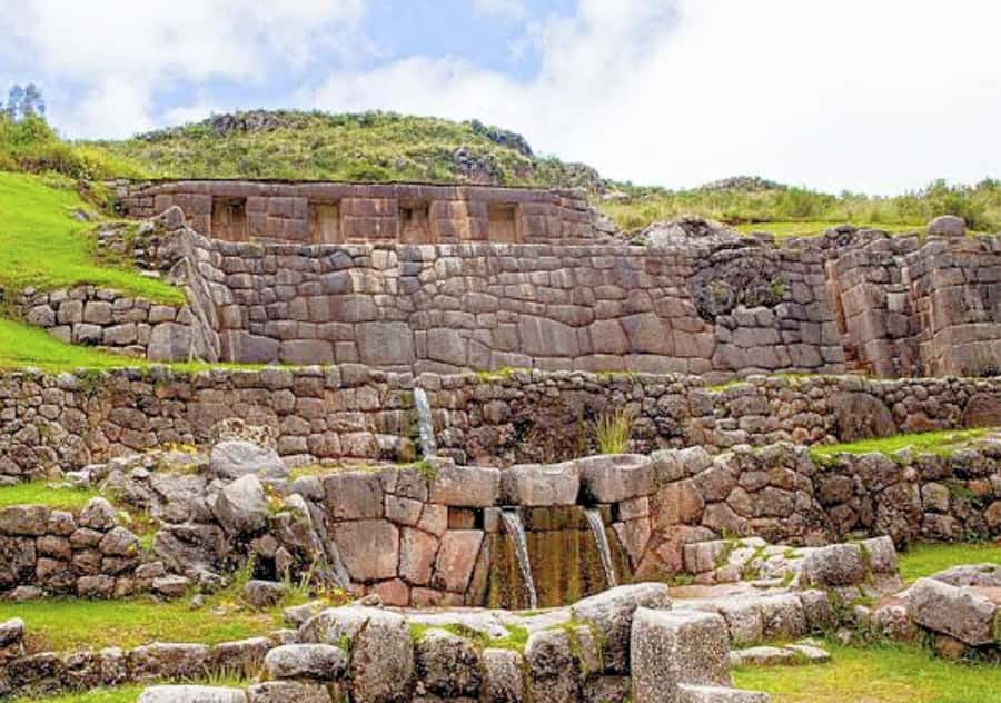 In Cusco: Saqsaywaman, Qenqo, Pukapukara, Tambomachay. - Qoricancha and the center of Inca Cusco