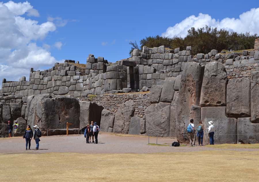 In Cusco: Saqsaywaman, Qenqo, Pukapukara, Tambomachay. - Sacsayhuaman and the stones of Inti Raymi