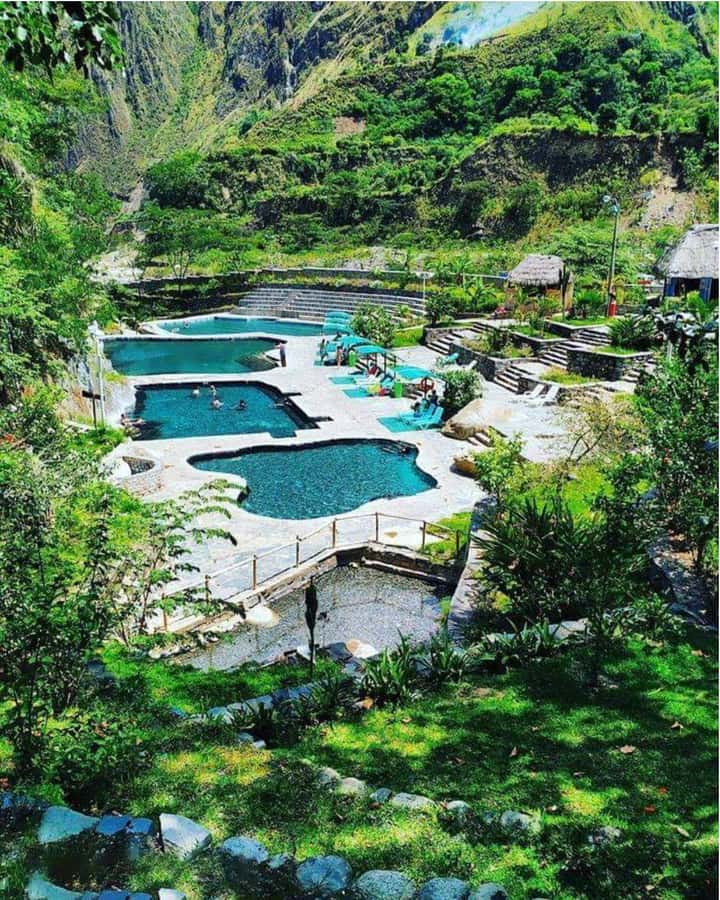 Inca Jungle Trail to Machu Picchu in 4 Days - Lodging, food, guides, and daily comfort