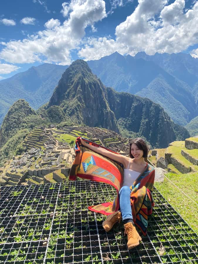 Machu Picchu: 1-day tour by Vistadome Panoramic train - Communication and Small-Group Service