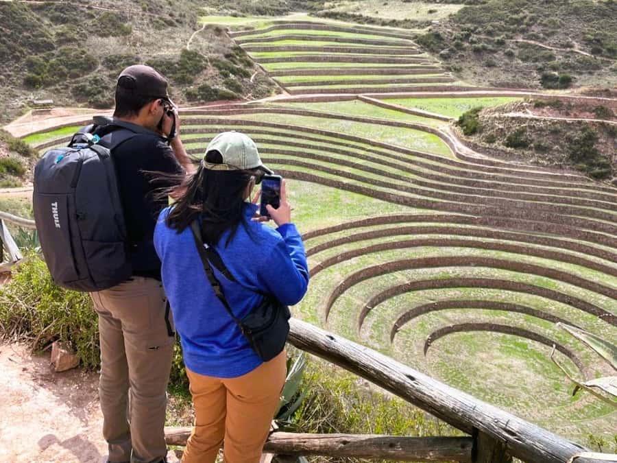 Machu Picchu: Chinchero, Maras, Moray & Machu Picchu 2 days - Guides and group size matter