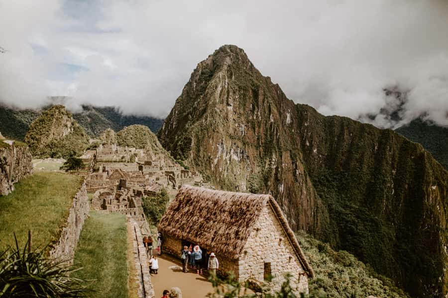 Machu Picchu: Full-Day Tour from Cusco with Optional Lunch - Optional lunch at Cafe Inkaterra