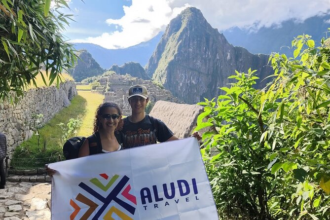 Machu Picchu Full Day with lunch by Aludi Travel - What the small group changes