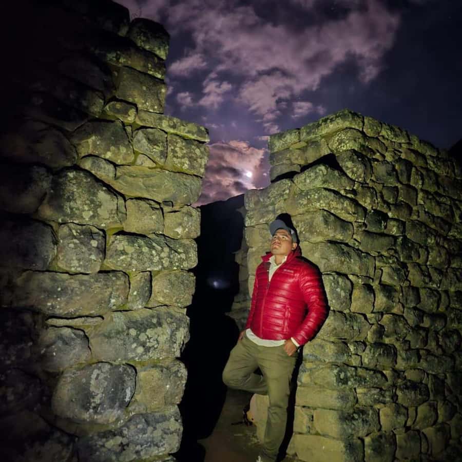 Machu Picchu: historical and photographic guided tour - Starting at the highest viewpoint