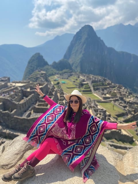 Machu Picchu: historical and photographic guided tour - A private group for up to 10 people