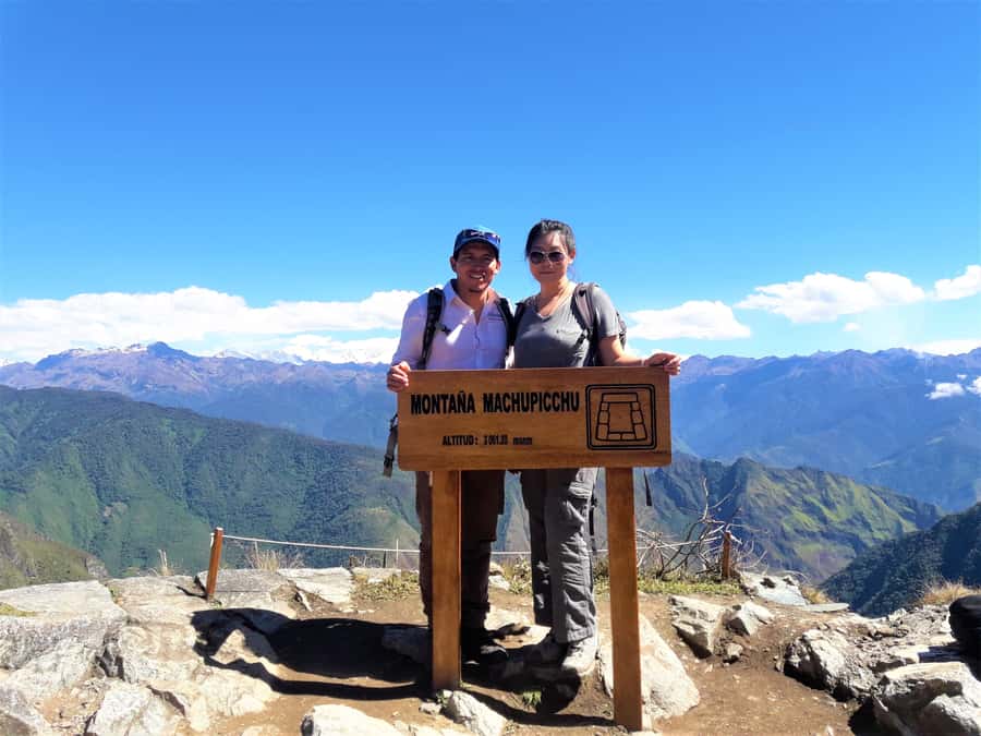 Machu Picchu: Private Tour Guide Service - Passing the Machu Picchu checkpoint