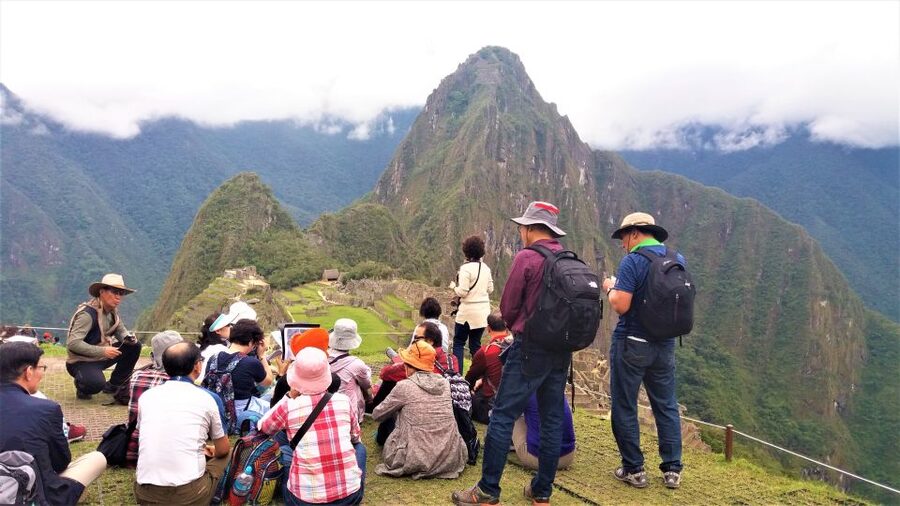 Machu Picchu: Private Tour Guide Service - English, Spanish, and guide quality