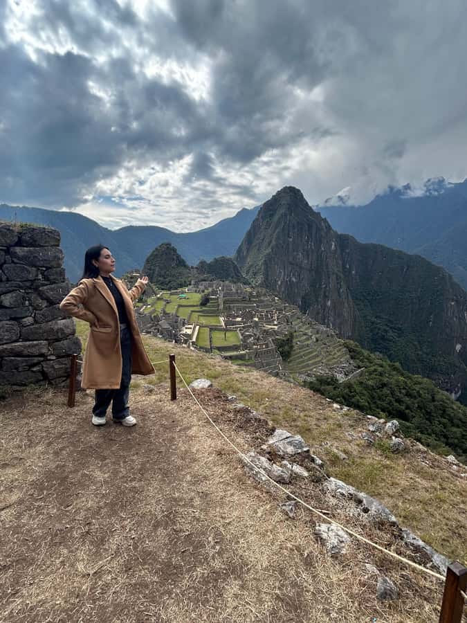 Machu Picchu: Private Tour Guide Service for up to 15 people - The $120 price and what it really covers