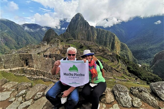 Machu Picchu & Sacred Valley 2-Day Tour - The Ollantaytambo to Aguas Calientes train
