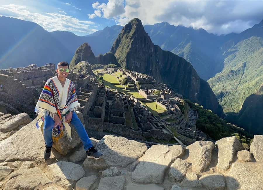 Machupicchu 2025: The best ticket Circuit 2 - Meeting your host at the Machu Picchu gate