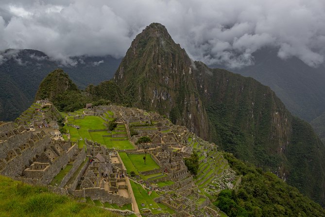 MachuPicchu Private Full Day Tour by Vistadome train from Cusco - Ollantaytambo and the train through the Sacred Valley