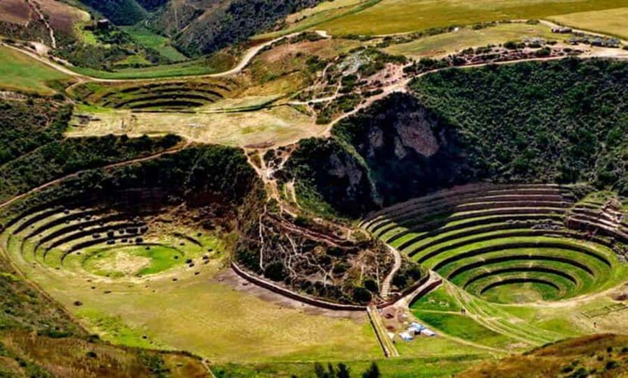 Maras Moray Sacred Valley Tour from Cusco - Guides, languages, and the pace of the day