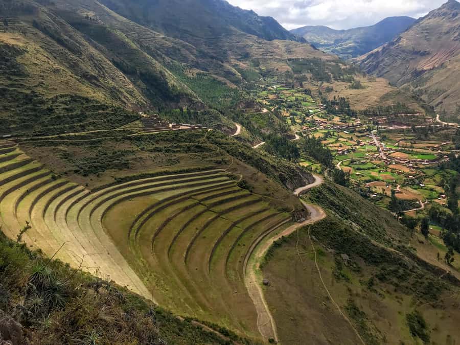 Pisaq, Ollantaytambo, Chinchero - Sacred Valley Experience - Pisac Market and the practical side of shopping
