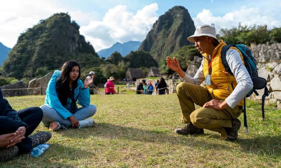 Private Guide in Machu Picchu for 3 Hours - Guide quality can make or break the visit