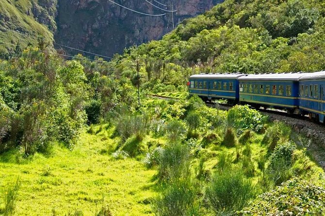 Private Machu Picchu 1 Day Tour from Poroy Cusco - The 25-minute bus to the citadel