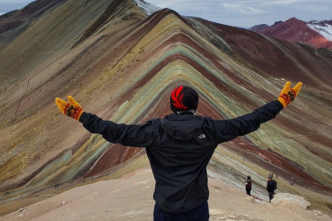 Private Rainbow Mountain Full Day Tour from Cusco - Breakfast in Cusipata before the climb