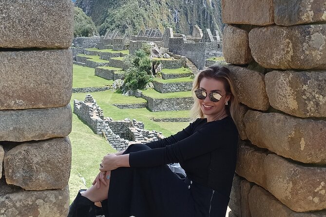 Private Tour Guide in Machupicchu from Aguas Calientes. - What is not included