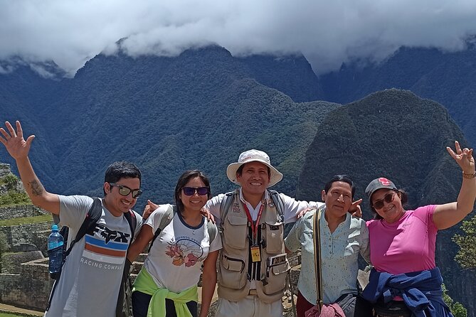Private Tour Guide in Machupicchu from Aguas Calientes. - Who will get the most from this tour