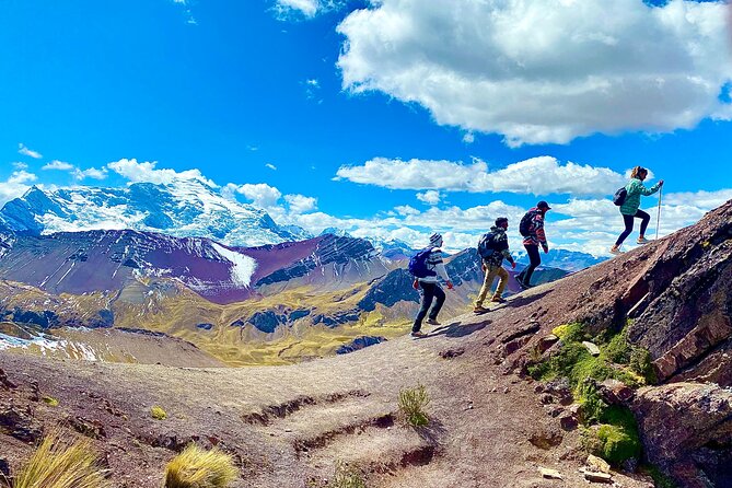 Private Tour Rainbow Mountain + Red Valley + LUNCH - Buffet lunch and the long ride back