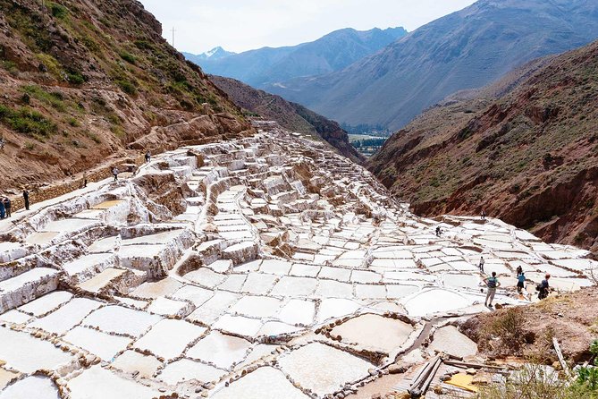 Private Tour Sacred Valley, Chinchero, Maras Moray, Ollantaytambo - Maras salt terraces and the most memorable stop