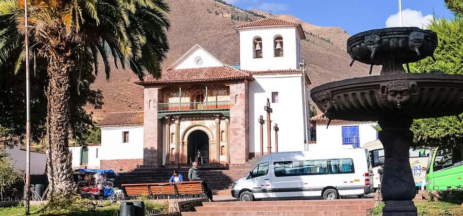 Puno: Route Of The Sun to Cusco with Lunch and Ticket Option - La Raya at 4,300 meters