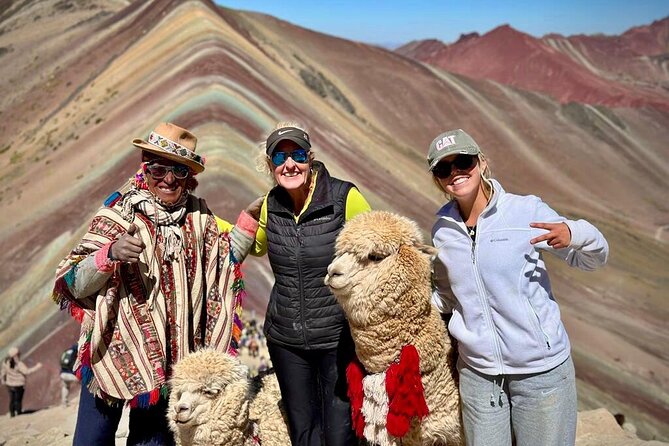 Rainbow Mountain Beat-the-Crowd: 7 AM Departure (Small groups) - Cusipata breakfast gives the morning a proper pause