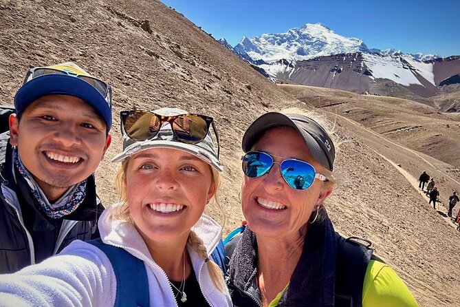 Rainbow Mountain Beat-the-Crowd: 7 AM Departure (Small groups) - The Vinicunca trail is shorter, but altitude sets the rules