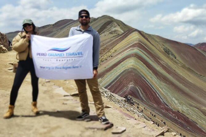 Rainbow Mountain Full-Day Tour from Cusco + Small Group! - Transport, group size, and guide support