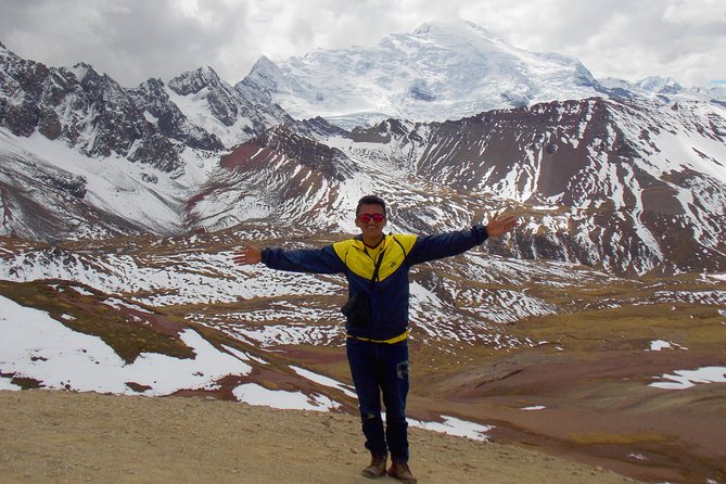 Rainbow Mountain in Cusco Full Day Tour - The road to Hanchipata and Quesiuno