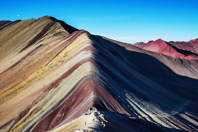 Rainbow Mountain Perú Full Day Group Shared Service - A 4 AM start and the two-hour road south