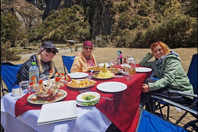 Rainbow Mountain & Red Valley Premium Tour with picnic - What the $190 price really covers