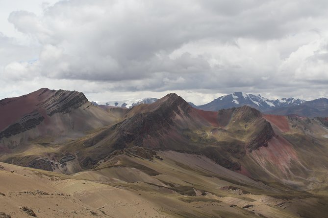 Rainbow Mountain Tour Vinicunca (Full Day) - Why Vinicunca feels different from an ordinary day trip