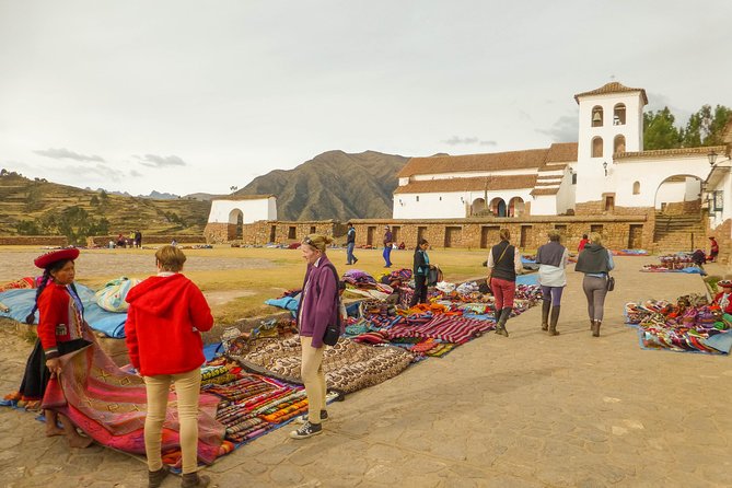 Sacred Valley with Peru Vip : Pisac, Ollantaytambo and Chinchero - Chinchero and its carved limestone features