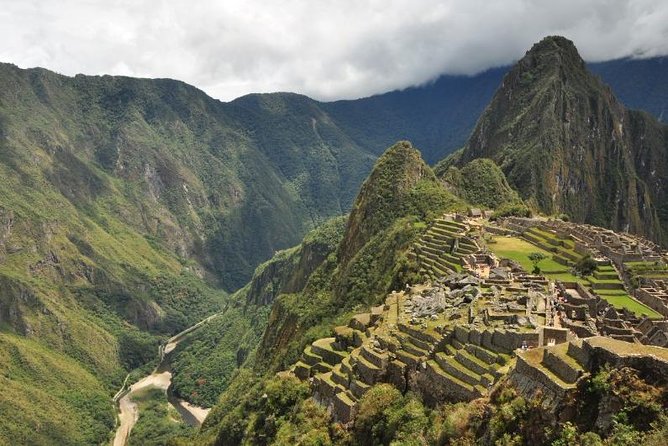 Salkantay 5-Day Trek To Machu Picchu - Day three: warmer country near Santa Teresa