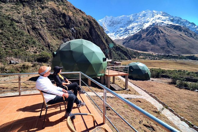 Salkantay Trek 4 Days to Machu Picchu by Glamping Sky Lodge Dome - Day 1: Mollepata to Soraypampa